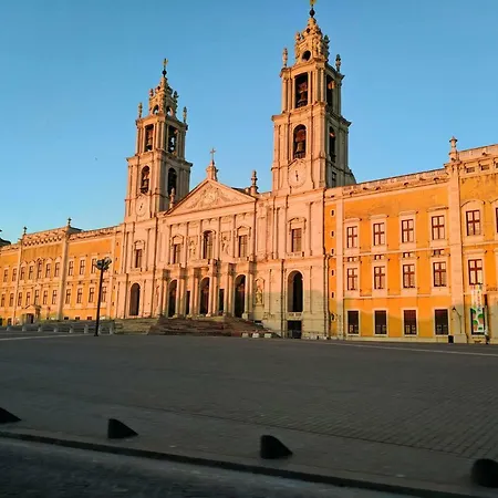 - Grill Terrace Casa de Férias